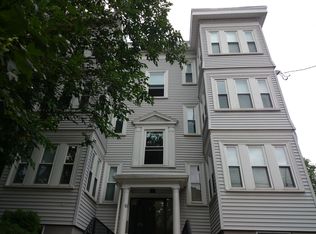 65 Tremont St APT 3L, Boston, MA 02135