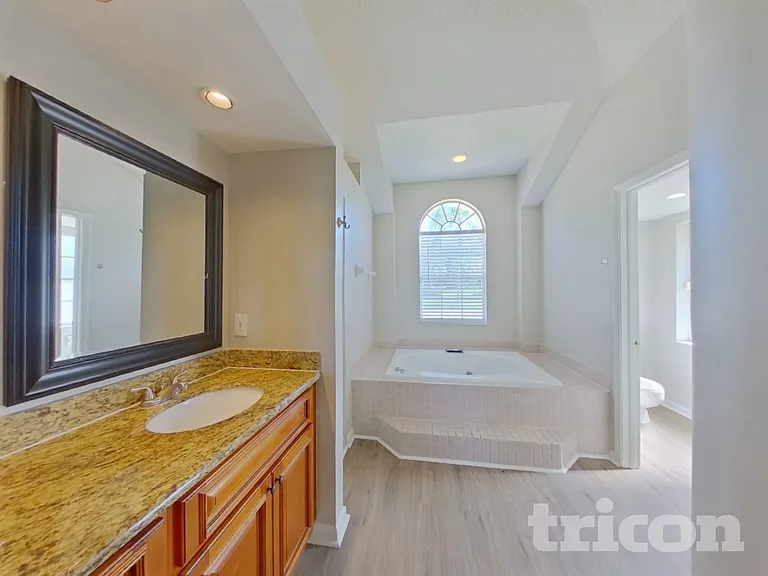 1559 McAuliffe Ln — Photo 12