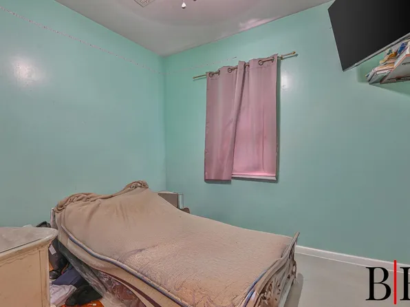 1448 East 53rd Street image 9 of 21