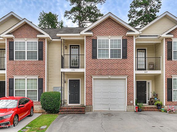 2nd image of 2026 Reserve Ln