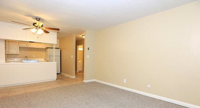 2nd image of 3440 Florida St