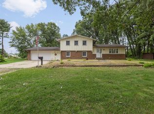 13206 Adams Rd, Granger, IN 46530