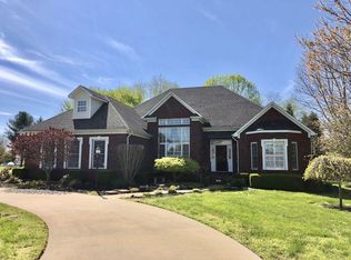 569 Annie Rooney Rd, Lawrenceburg, TN 38464