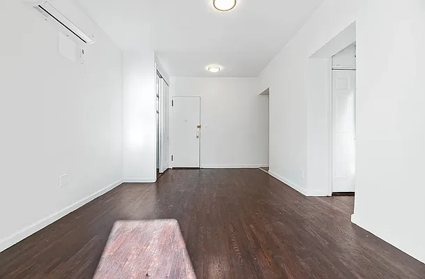 Rented by REAL New York | media 4