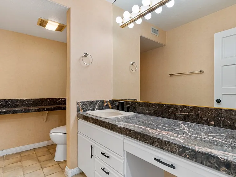 7656 Boca Raton Dr — Photo 42