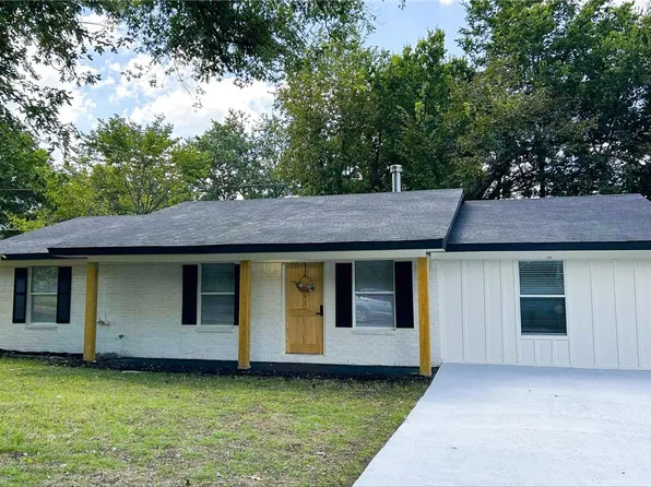 809 Linda St, Prairie Grove, AR 72753