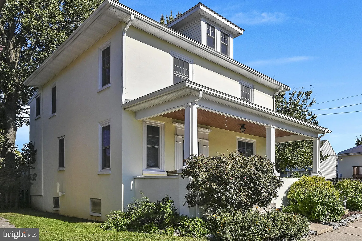 218 W Ferdinand St photo 1