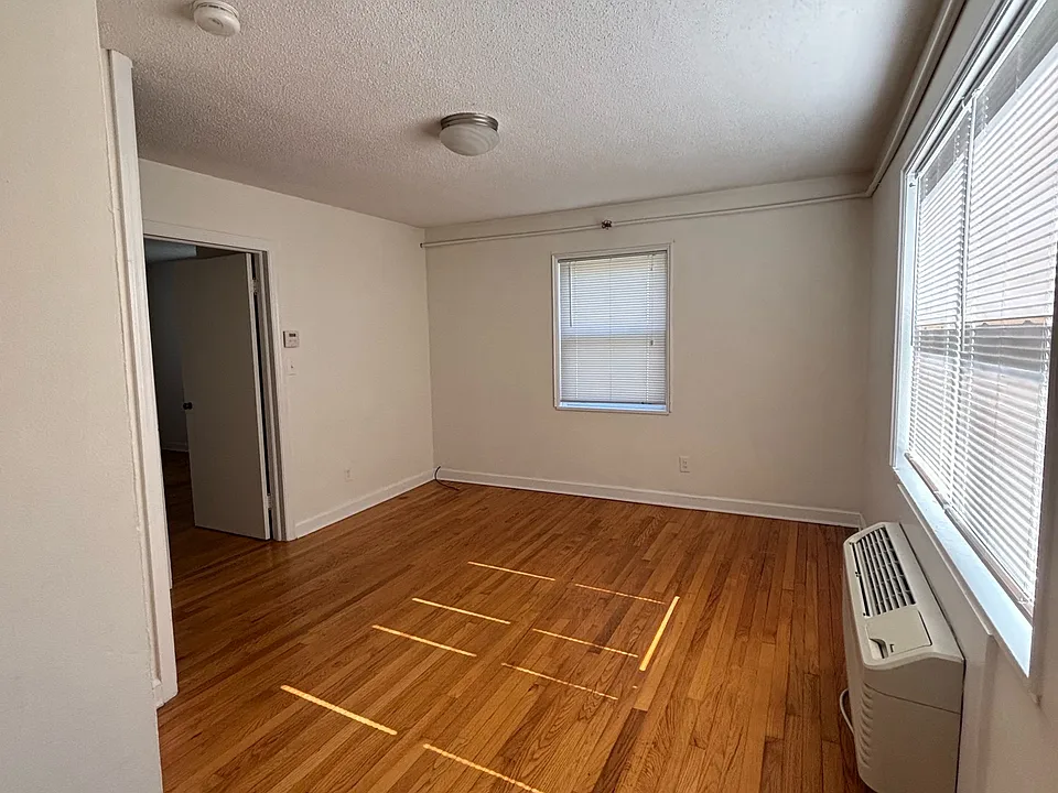 413 Volunteer St
