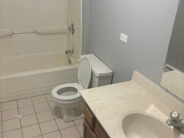 17310 Ridgeland Ave FLOOR BASEMENT, Tinley Park, IL 60477