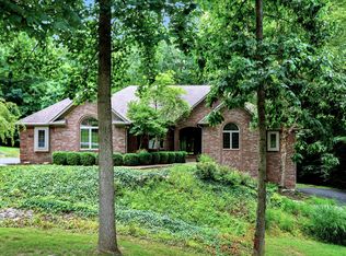 4201 N Vicarage Ln, Martinsville, IN 46151