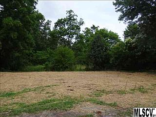 1st image of 130 10th St SE