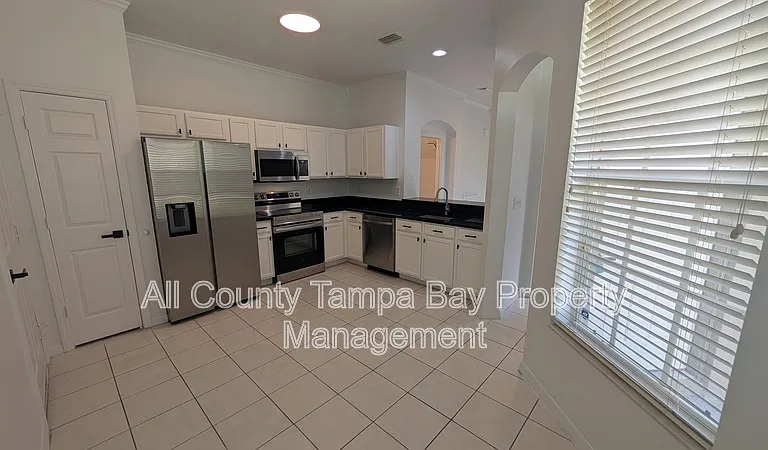 11051 Windsor Place Cir — Photo 4