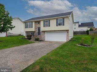 253 Ford Cir, Bunker Hill, WV 25413