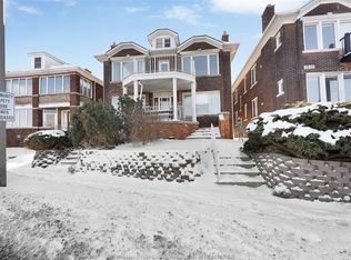 1529 Riverside Dr E, Windsor, ON N9A 2V1