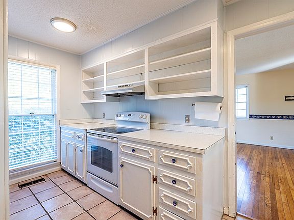 5th image of 147 Bonner Dr NW