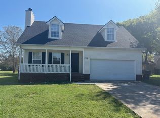 2704 Roscommon Dr, Murfreesboro, TN 37128