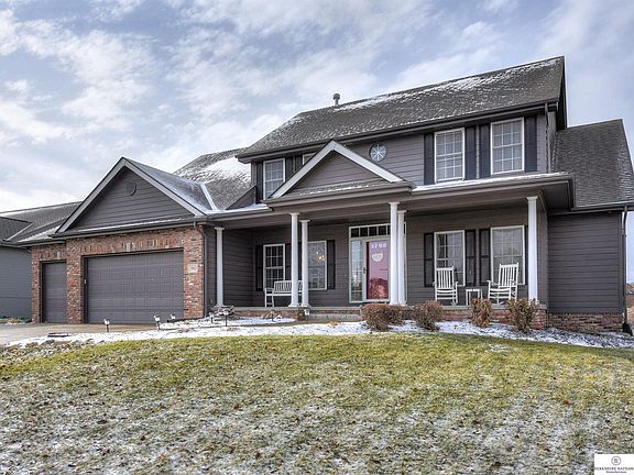 3rd image of 3922 S 184th Ave