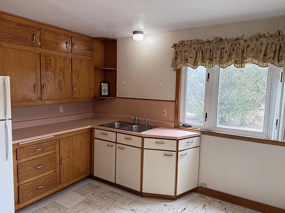 3rd image of 3311 Whistle LANE