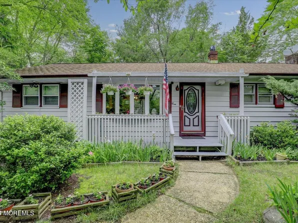 2 Aaron Avenue, Howell, NJ 07731