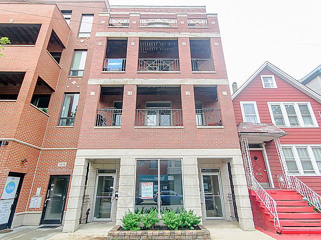 1st image of 1814 W Belmont Ave #1