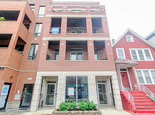1814 W Belmont Ave #1, Chicago, IL 60657