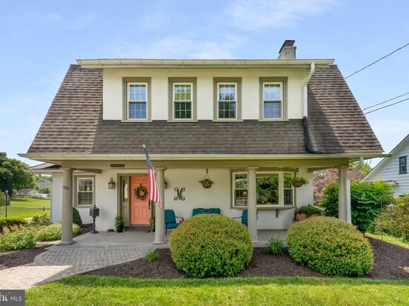 100 Monument Ave, Malvern, PA 19355