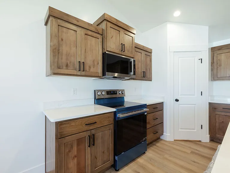 3711 Razor Cir — Photo 7