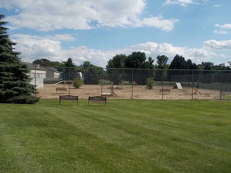 Cutters Grove Apartment Homes — Photo 14