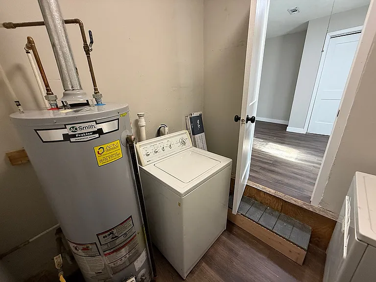 210 Highview Ave — Photo 6