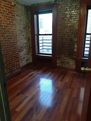 Rented by Allen Harris, LREB | media 3