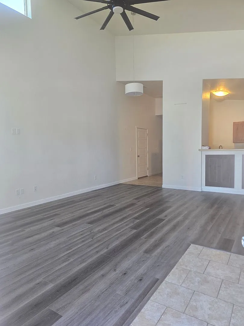 Move In Special: $300 Off The First Full Month Of Rent! — Photo 3