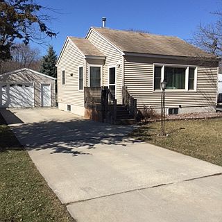 1st image of 320 S York Ave