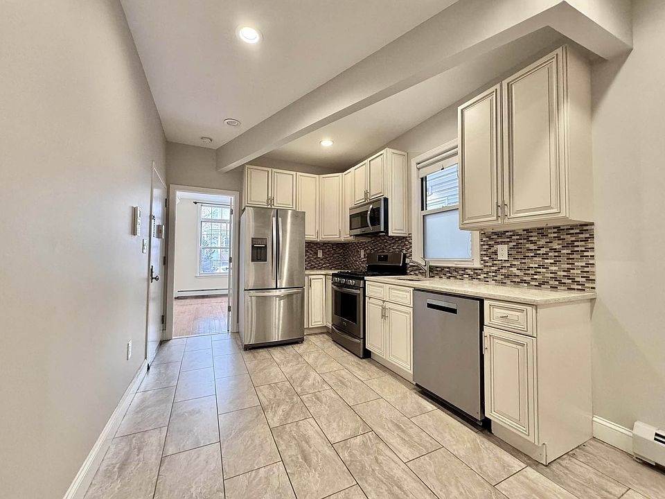 1st image of 31-15 41st St #1L