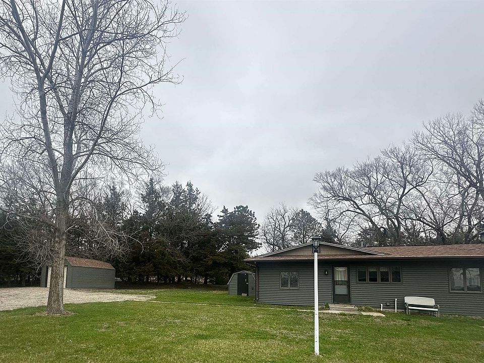 1st image of 82398 Offill St