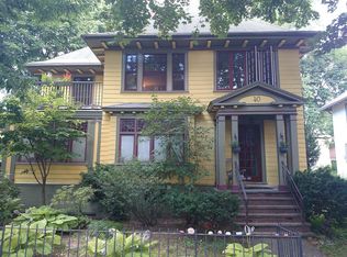 40 Kenwood St #2, Brookline, MA 02446
