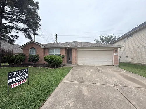 16131 Mission Glen Dr Photo 1