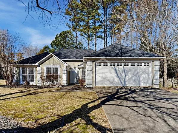 201 Red Oak Ln, Alpharetta, GA 30009