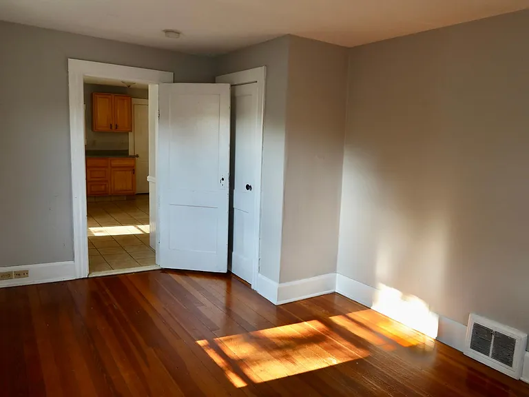 165 Grove St #1 — Photo 7