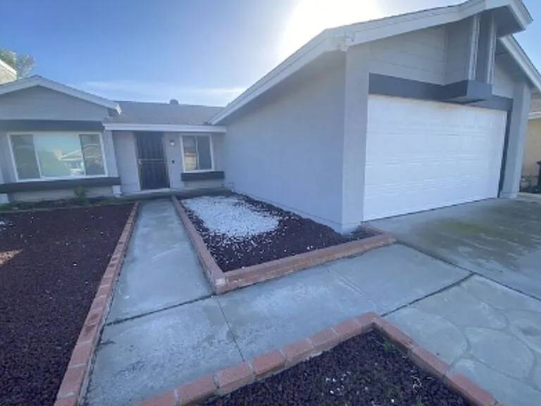 7847 Bacadi Dr — Photo 1