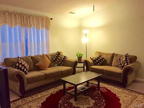 2nd image of 1641 E Swan Cir