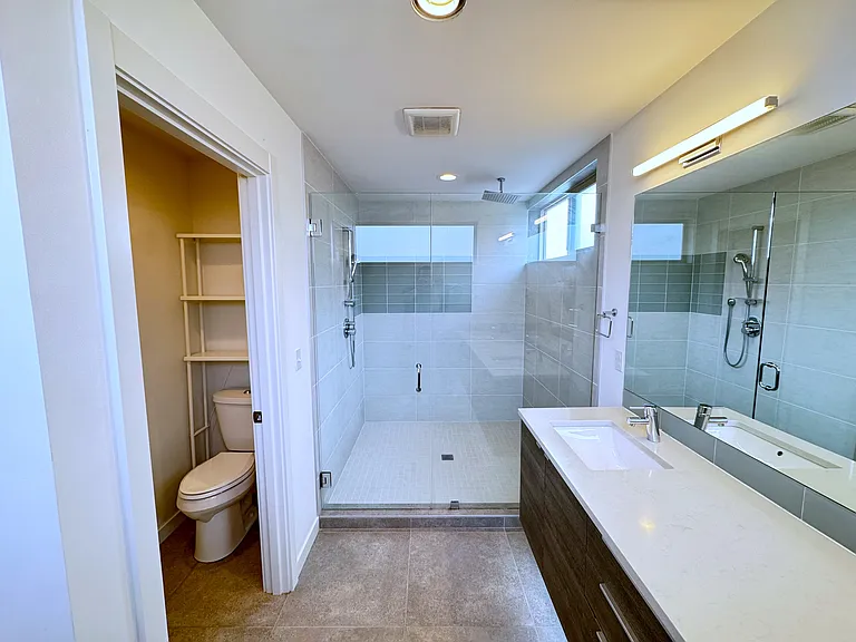 1910 Amherst Pl W — Photo 12