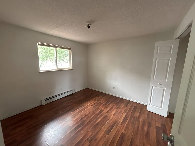 4319 Lashelle Ave — Photo 8