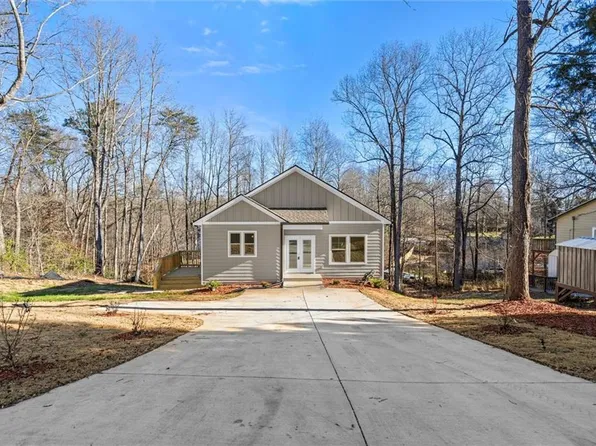 4122 Belvedere Dr, Gainesville, GA 30506