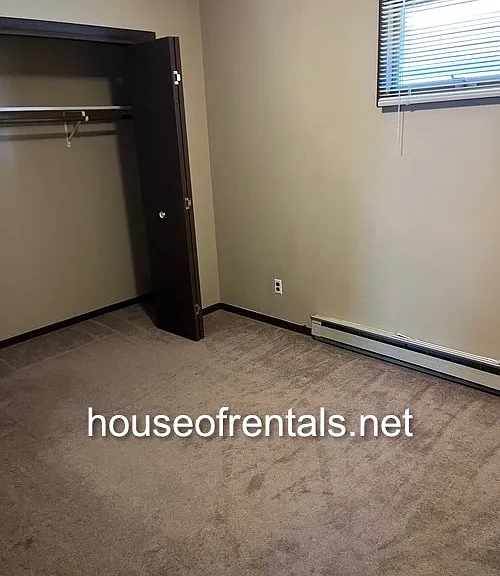 703 Rusty Ln — Photo 6