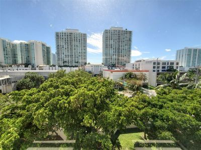 16909 N Bay Rd APT 611, Sunny Isles Beach, FL, 33160