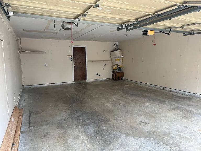 6893 Folsom Oaks Ct — Photo 20