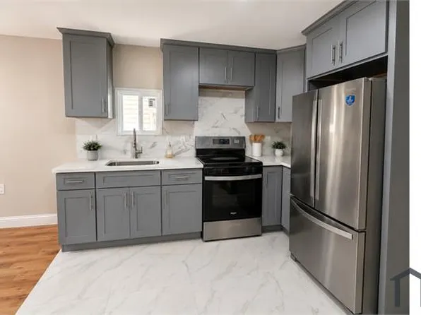 141 Eaton Pl Floor 2, Staten Island, NY 10302
