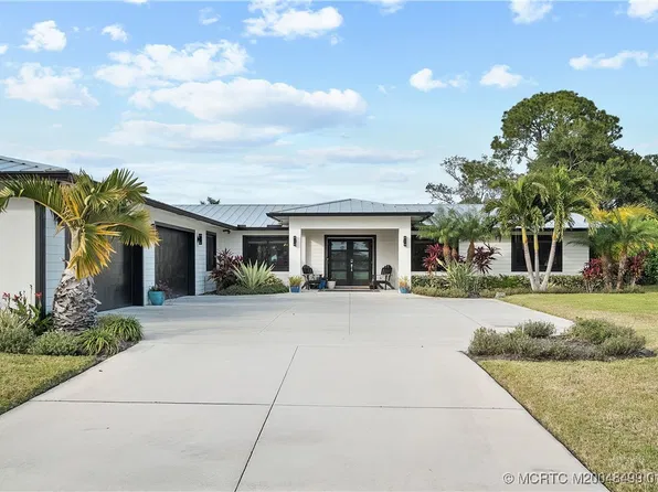 804 NW Spruce Ridge Dr, Stuart, FL 34994