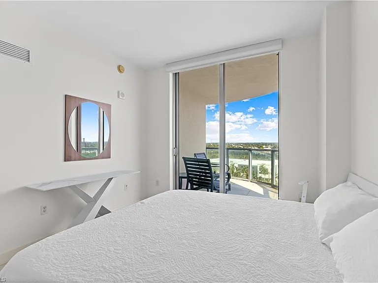3000 Oasis Grand Blvd #1101 — Photo 11