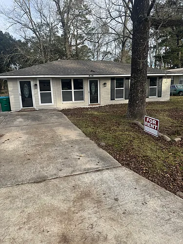 426 Foster St Photo 1